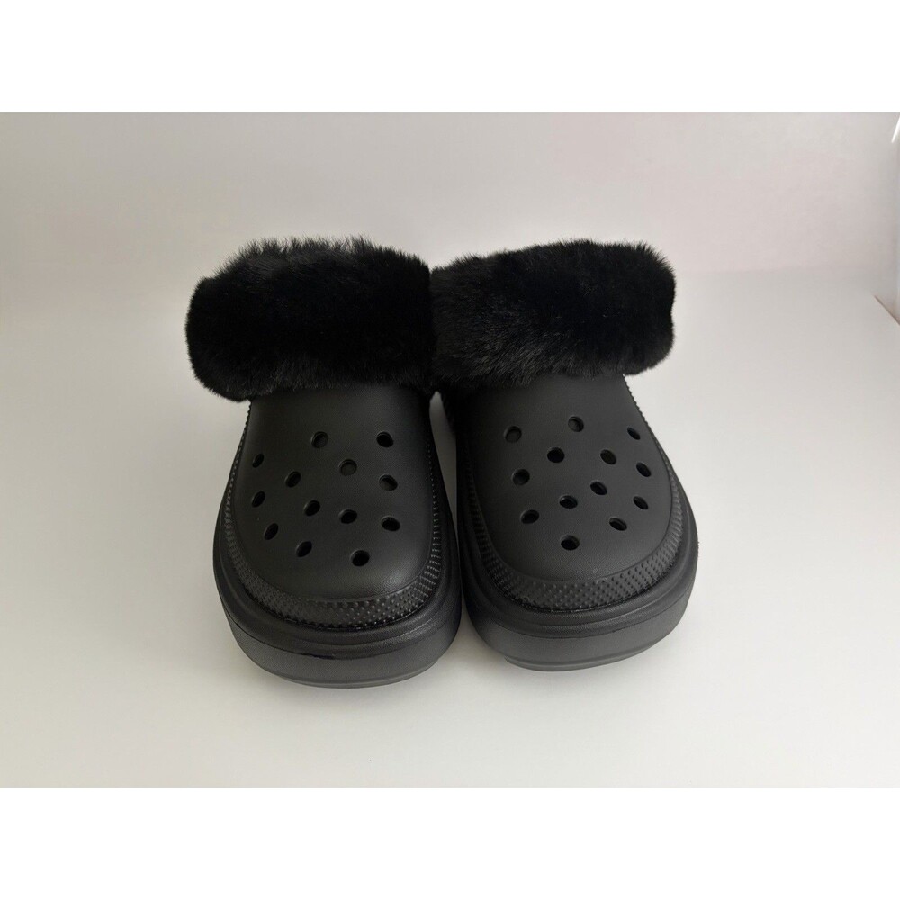 Crocs Stomp Faux Fur-Lined Platform Clogs - Black - Size W7 / M5